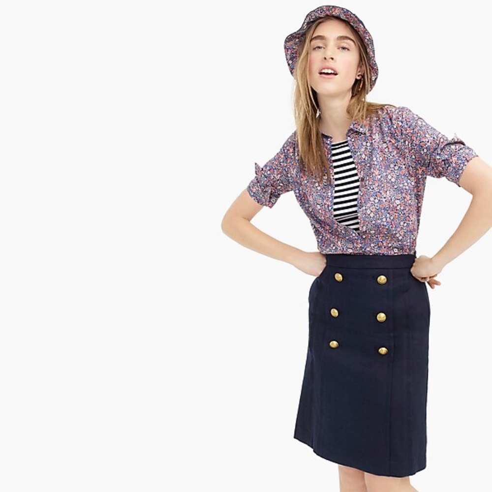 Pleated-front sailor skirt in stretch linen